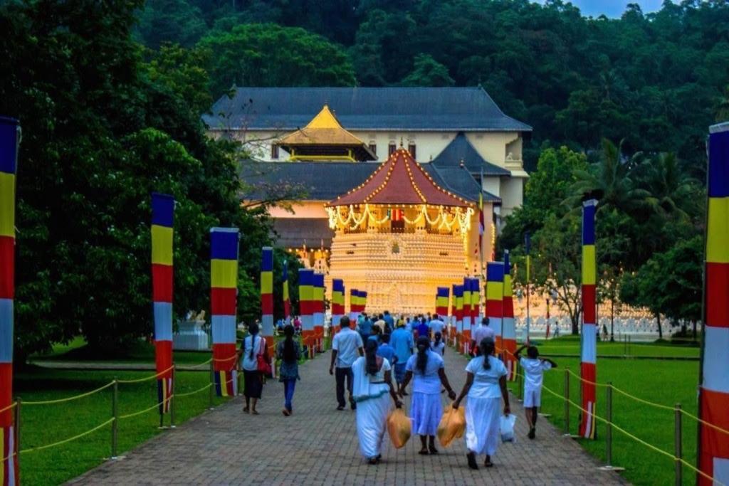 Nisansala Homestay Kandy Deiyannewela Dış mekan fotoğraf
